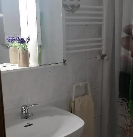 Daire Coqueto En Alameda Principal Garaje